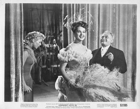 Betty Hutton, Adele Jergens, Ludwig Stössel - Somebody Loves Me - Lobby karty