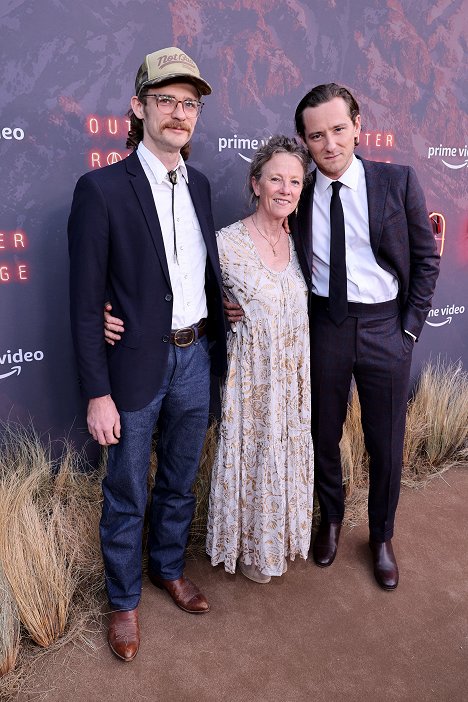 Prime Video Red Carpet Premiere For New Western Series "Outer Range" at Harmony Gold on April 07, 2022 in Los Angeles, California - Lewis Pullman - Za hranicí - Z akcí