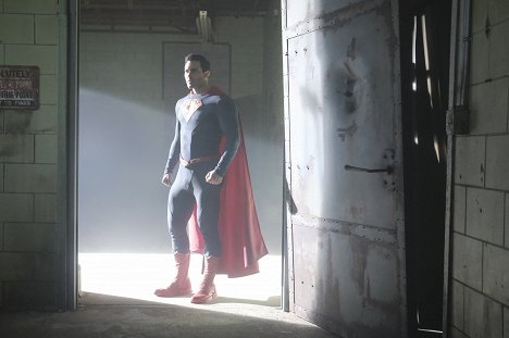 Tyler Hoechlin - Superman a Lois - Pravda a následky - Z filmu