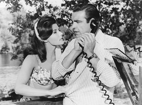 Eunice Gayson, Sean Connery - From Russia with Love - Photos