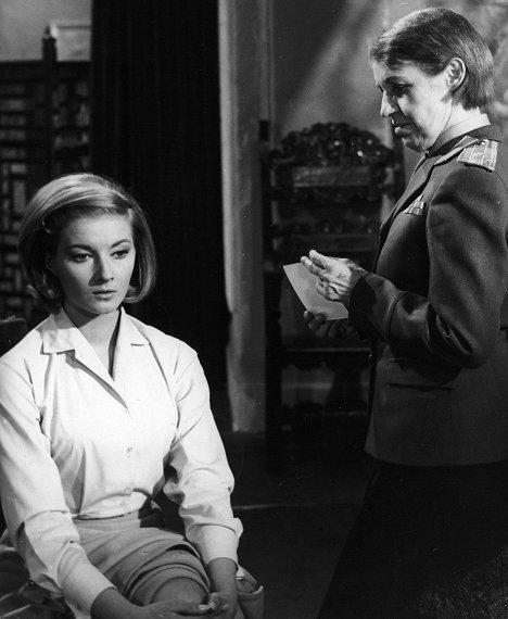 Daniela Bianchi, Lotte Lenya - From Russia with Love - Photos