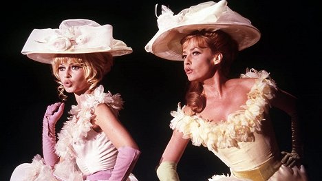 Brigitte Bardot, Jeanne Moreau - Viva María ! - Van film