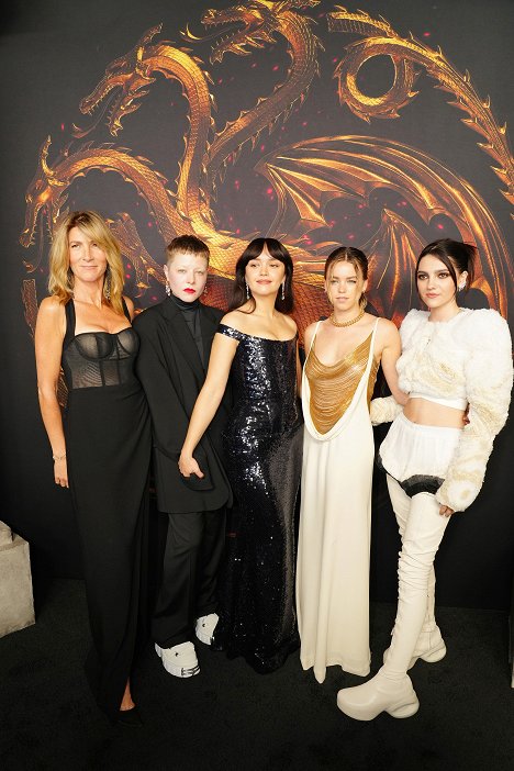 Eve Best, Emma D'Arcy, Olivia Cooke, Milly Alcock, Emily Carey - House of the Dragon - Season 1 - Veranstaltungen