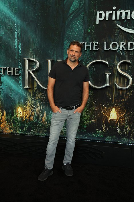 "The Lord Of The Rings: The Rings Of Power" New York Special Screening at Alice Tully Hall on August 23, 2022 in New York City - Jeremy Sisto - Władca Pierścieni: Pierścienie Władzy - Season 1 - Z imprez
