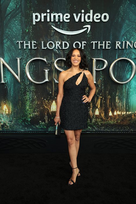 "The Lord Of The Rings: The Rings Of Power" New York Special Screening at Alice Tully Hall on August 23, 2022 in New York City - Sara Zwangobani - Taru sormusten herrasta: Mahtisormukset - Season 1 - Tapahtumista