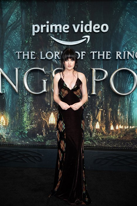 "The Lord Of The Rings: The Rings Of Power" New York Special Screening at Alice Tully Hall on August 23, 2022 in New York City - Markella Kavenagh - Der Herr der Ringe: Die Ringe der Macht - Season 1 - Veranstaltungen
