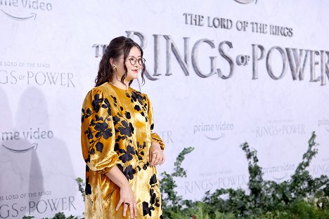 "The Lord Of The Rings: The Rings Of Power" Los Angeles Red Carpet Premiere & Screening on August 15, 2022 in Los Angeles, California - Megan Richards - Pán prstenů: Prsteny moci - Série 1 - Z akcí