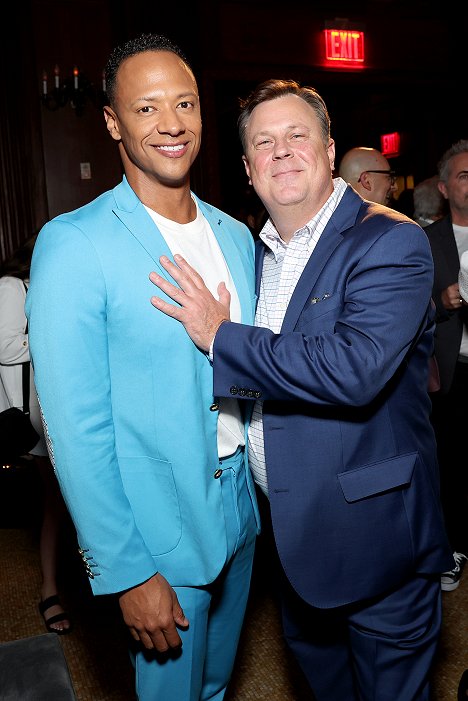 Premiere of Uncoupled S1 presented by Netflix at The Paris Theater on July 26, 2022 in New York City - Emerson Brooks, Brooks Ashmanskas - Uncoupled - Season 1 - Événements