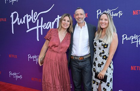 Netflix Purple Hearts special screening at The Bay Theater on July 22, 2022 in Pacific Palisades, California - Leslie Morgenstein - Zranitelná srdce - Z akcí