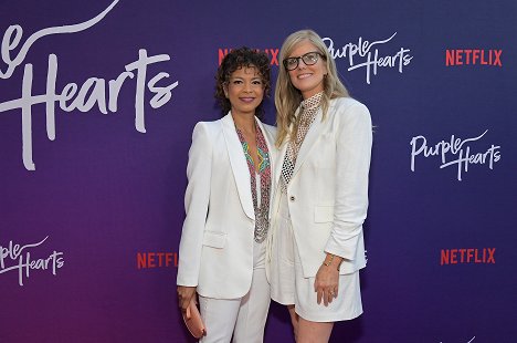 Netflix Purple Hearts special screening at The Bay Theater on July 22, 2022 in Pacific Palisades, California - Loren Escandon, Elizabeth Allen Rosenbaum
