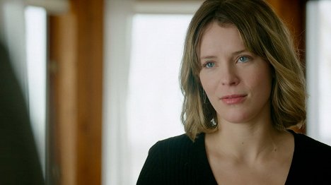 Charlotte Aubin - L'Échappée - Temps perdu - De la película