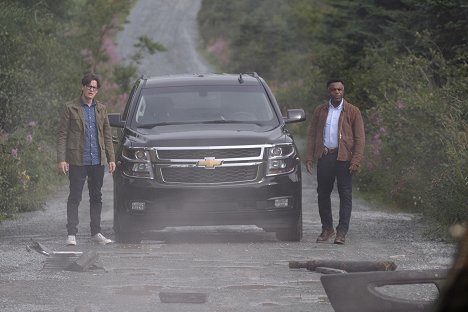 Justin Kelly, Kevin Hanchard - Hudson & Rex - Dead Man's Bridge - De la película