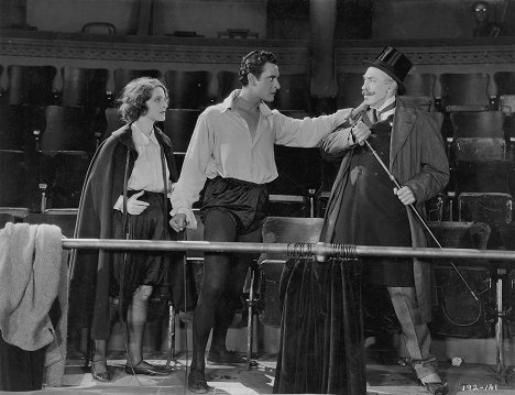 Norma Shearer, John Gilbert - He Who Gets Slapped - Filmfotos