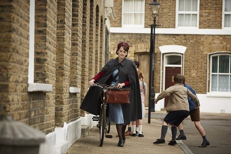 Charlotte Ritchie - Call the Midwife - Episode 1 - Photos