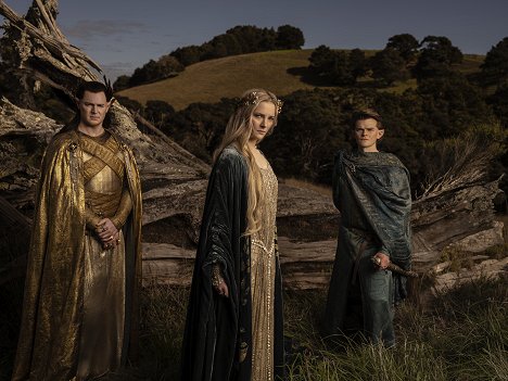 Benjamin Walker, Morfydd Clark, Robert Aramayo - The Lord of the Rings: The Rings of Power - Season 1 - Promo