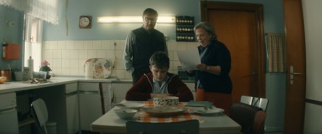 Rainer Bock, Lennard Conrad, Gabriela Maria Schmeide - Mittagsstunde - Van film