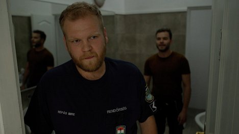 Erik Konfár - Keresztanyu - A szembesítés - Z filmu