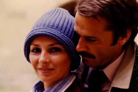 Jennifer O'Neill, Franco Nero - The Flower in His Mouth - Promo