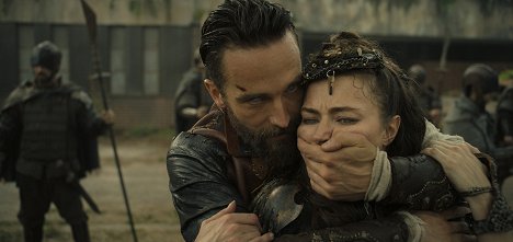 Tom Mison, Trieste Kelly Dunn - See - Dům osvícení - Z filmu