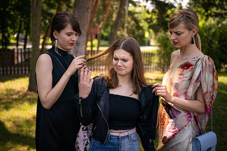 Romana Widenková, Karolína Lipowská, Simona Lewandowska