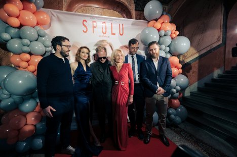 Premiéra filmu v pražském kině Lucerna 29. 9. 2022 - Kamila Janovičová, Štěpán Kozub, Veronika Žilková, David Laňka, Martin Müller - Spolu - Veranstaltungen