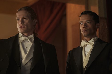 Sam Reid, Jacob Anderson - Interview with the Vampire - ...After the Phantoms of Your Former Self - Z filmu