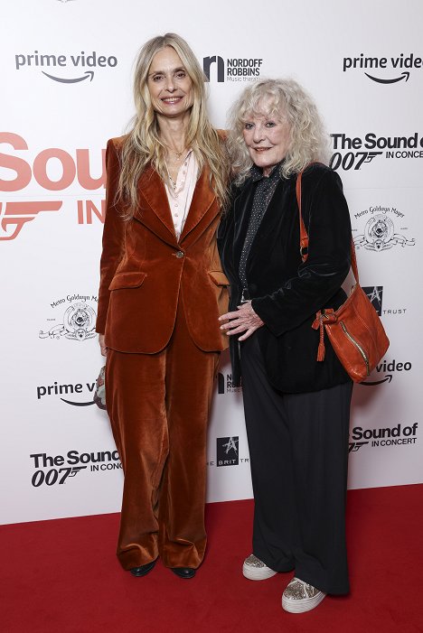 The Sound of 007 in concert at The Royal Albert Hall on October 04, 2022 in London, England - Maryam d'Abo, Petula Clark - The Sound of 007 - De eventos
