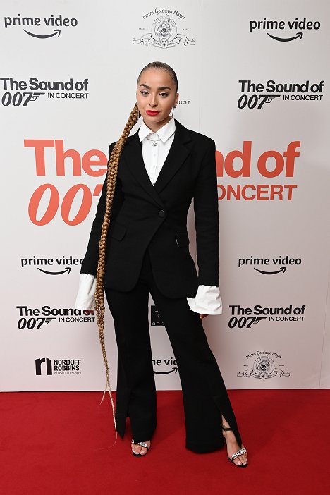The Sound of 007 in concert at The Royal Albert Hall on October 04, 2022 in London, England - Ella Eyre - The Sound of 007 - Tapahtumista