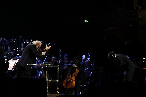 The Sound of 007 in concert at The Royal Albert Hall on October 04, 2022 in London, England - Nicholas Dodd - Zvuk 007 - Z akcií