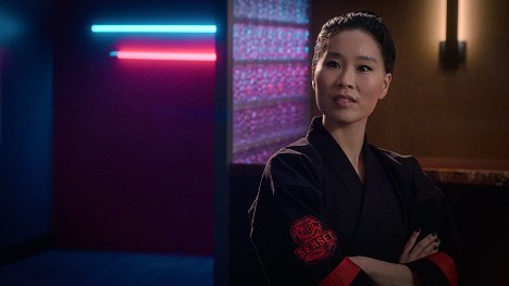 Alicia Hannah - Cobra Kai - Faule Eier - Filmfotos