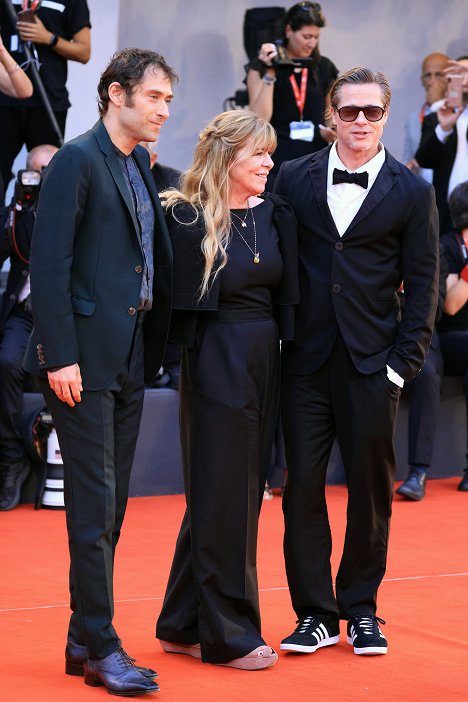 Netflix Film "Blonde" red carpet at the 79th Venice International Film Festival on September 08, 2022 in Venice, Italy - Jeremy Kleiner, Dede Gardner, Brad Pitt - Blondynka - Z imprez