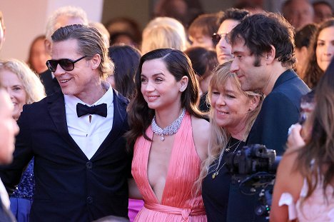 Netflix Film "Blonde" red carpet at the 79th Venice International Film Festival on September 08, 2022 in Venice, Italy - Brad Pitt, Ana de Armas, Dede Gardner, Jeremy Kleiner - Szöszi - Rendezvények