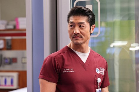 Brian Tee - Nemocnice Chicago Med - And Now We Come to the End - Z filmu