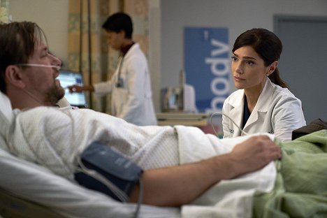Patrick Murney, Janet Montgomery - New Amsterdam - The Crossover - Photos