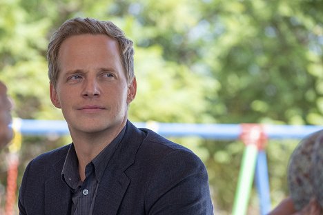 Chris Geere - This Is Us - The Challenger - Photos