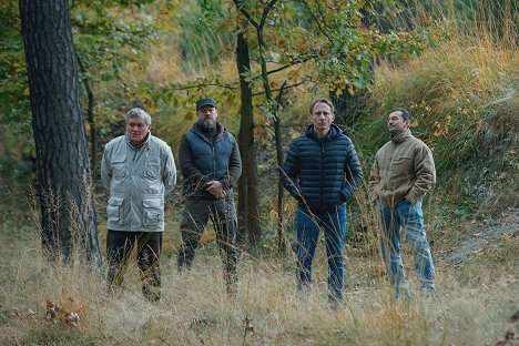 Miroslav Hanuš, Filip Blažek, Petr Stach, Ondřej Vetchý - Případy 1. oddělení - Střihač - Kuvat elokuvasta