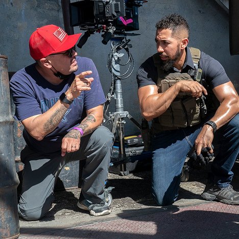 Ruben Garcia, Neil Brown Jr. - SEAL Team - Thunderstruck - Forgatási fotók