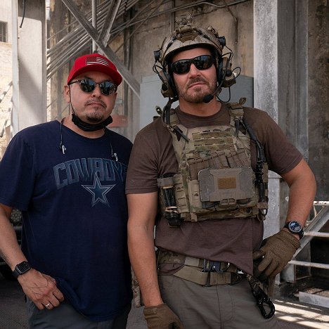 Ruben Garcia, David Boreanaz - SEAL Team - Thunderstruck - Forgatási fotók
