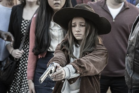 Cailey Fleming - The Walking Dead - A New Deal - Photos