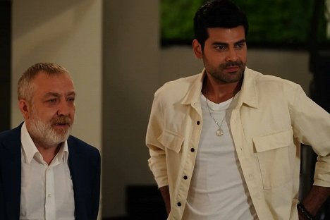 Erkan Meriç - Yazgı - De la película