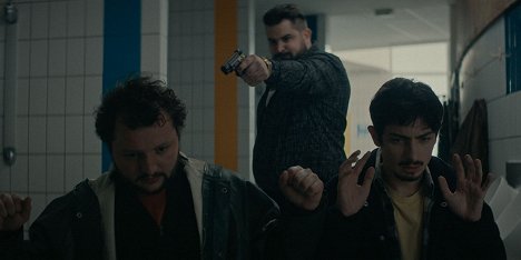 Léon Plazol, Victor Artus Solaro, Théo Fernandez - Darknet-sur-Mer - Van film