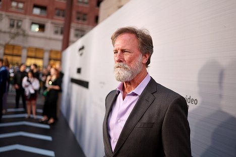 The Peripheral red carpet premiere and screening at The Theatre at Ace Hotel on October 11, 2022 in Los Angeles, California - Louis Herthum - The Peripheral - Season 1 - Tapahtumista