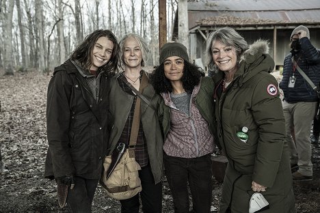 Lauren Cohan, Melissa McBride - The Walking Dead - Avant-poste 22 - Tournage