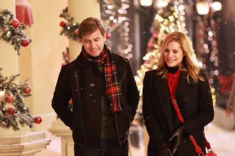 Torrance Coombs, Susie Abromeit - Much Ado About Christmas - Do filme