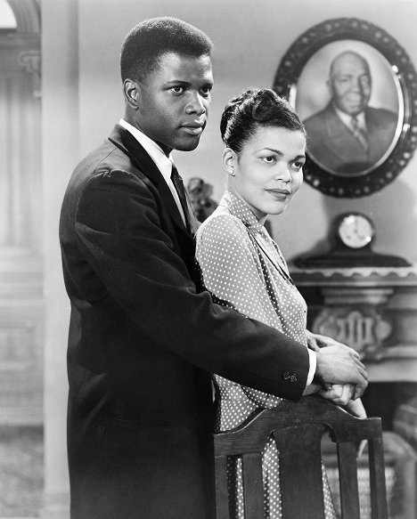 Sidney Poitier, Mildred Joanne Smith - No Way Out - Photos