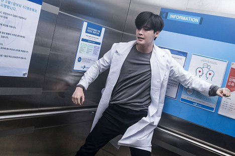 Jong-seok Lee - Alerta máxima - De la película