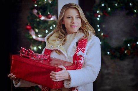 Jodie Sweetin - A Cozy Christmas Inn - Filmfotók