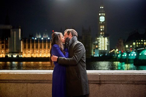 Reshma Shetty, Will Kemp - Christmas Shopping in London - Liebe ist mehr als ein Geschenk - Filmfotos