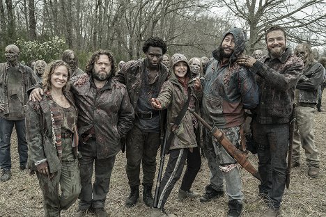 Dan Fogler, Cooper Andrews, Ross Marquand - The Walking Dead - Family - Forgatási fotók