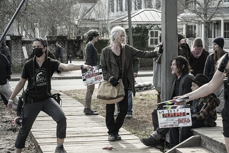 Melissa McBride, Norman Reedus - Walking Dead - Family - Kuvat kuvauksista